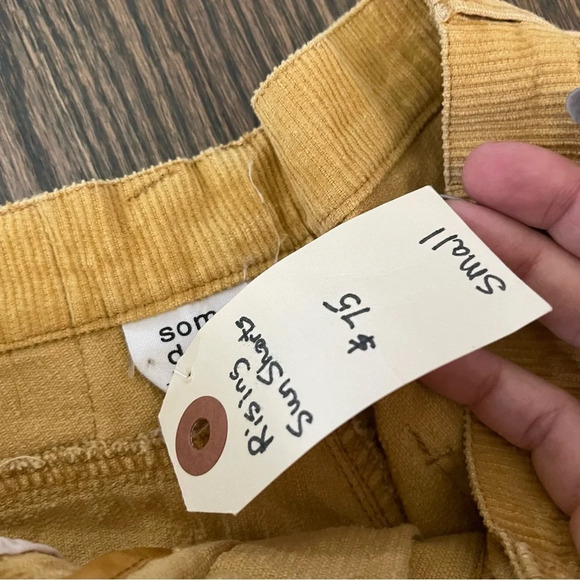 Somedays Lovin’ yellow corduroy tie front high waist shorts size 5 NWT - Picture 5 of 10